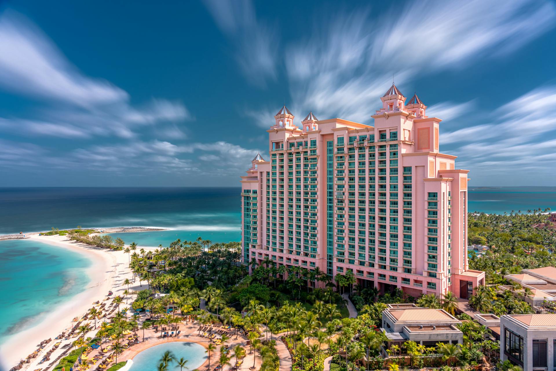 Nassau harbour and island life in the Bahamas