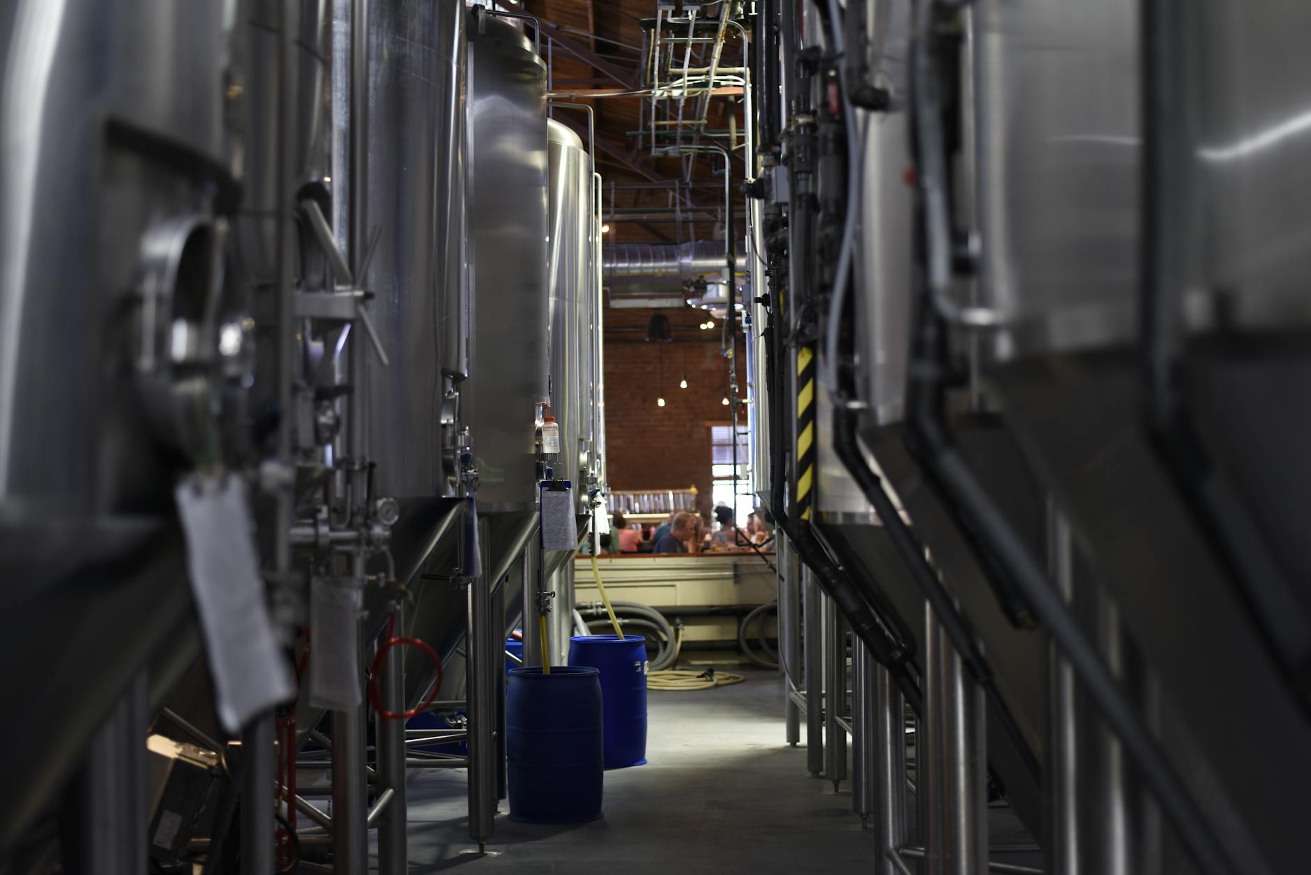 Modern brewery stainless steel tanks beer production