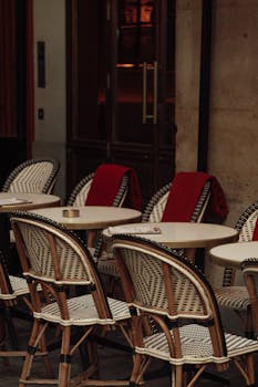 Café de Flore Paris Saint-Germain sidewalk café rattan chairs terrace