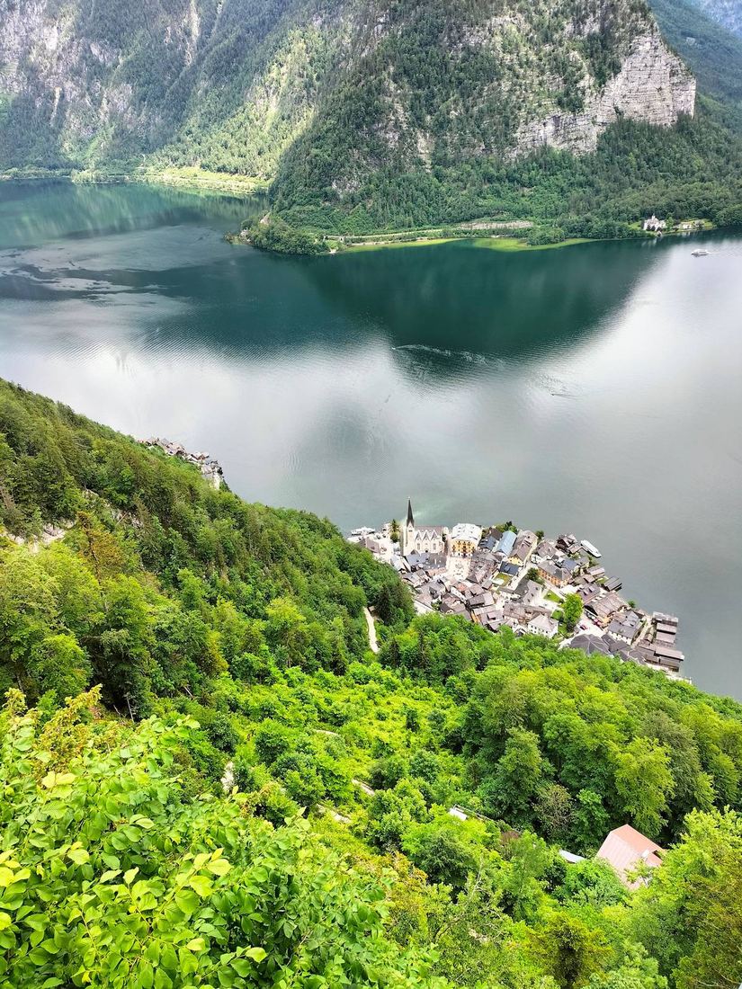 The village and lake from the Skywalk viewpoint above Hallstatt